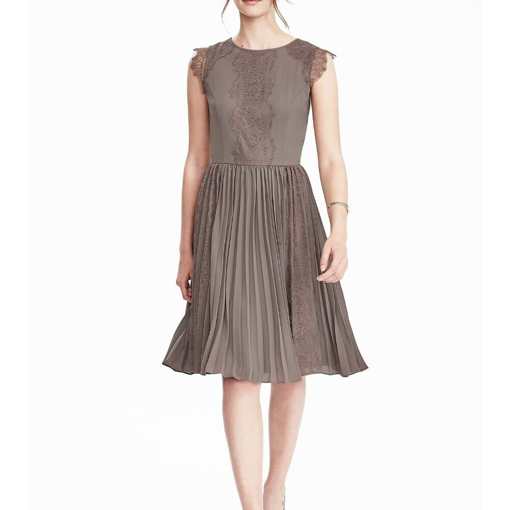 Banana Republic Lace Pleated Dress in Taupe Grey